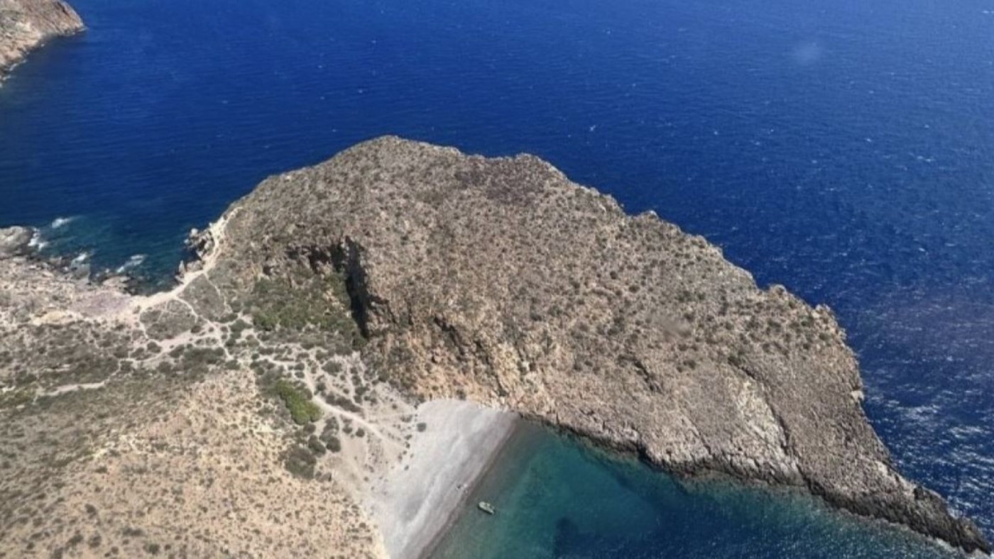Apagan un conato de incendio forestal en Cala Cerrada 