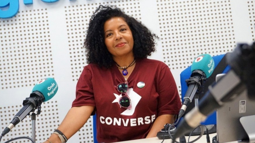 'Este decreto permitirá que más de 45.000 personas en la Región tengan derechos'. Belinda Ntutumu, impulsora de la ILP para la regularización