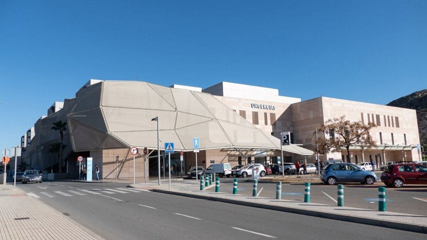 UGT denuncia coacciones y amenazas en el Hospital Santa Lucía