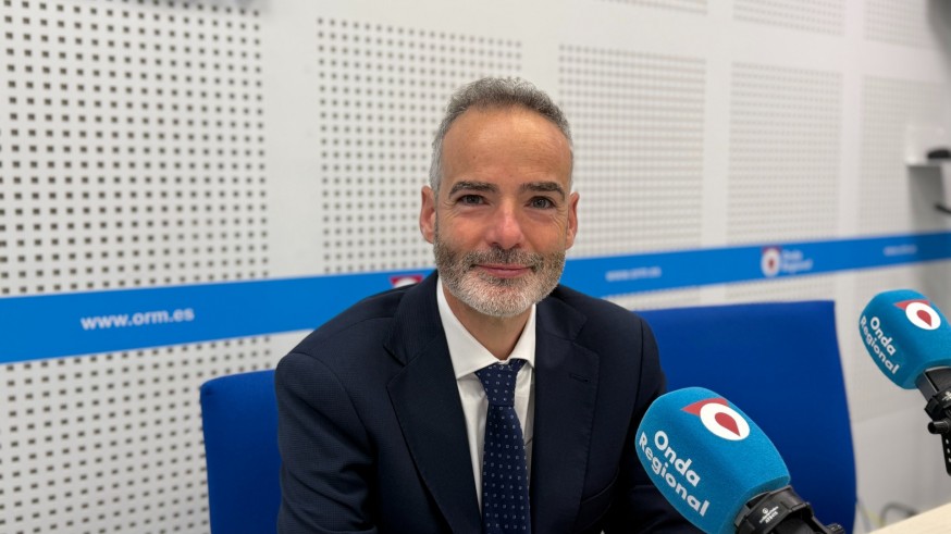 "Tenemos que ser una universidad ágil e inteligente para adaptarnos a los retos del momento"