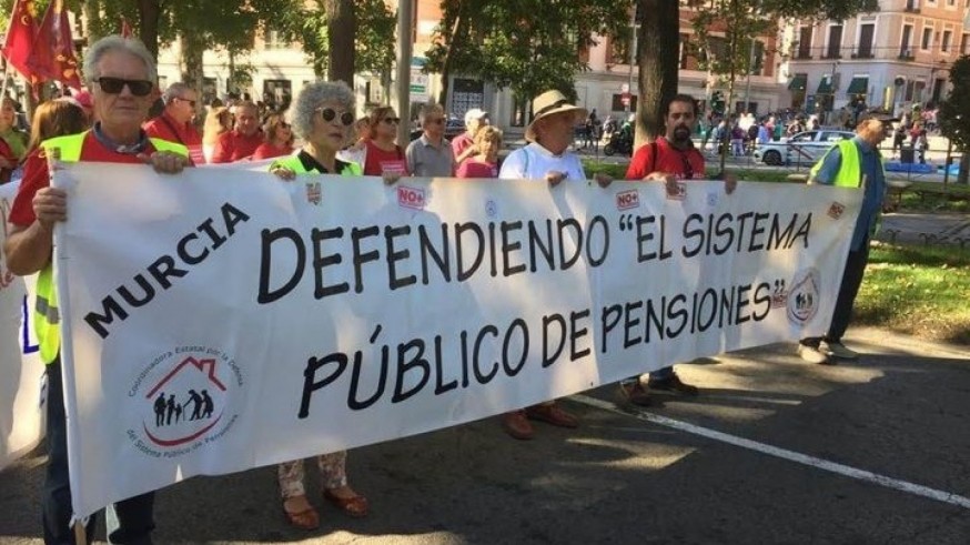 Desayuno de sábado. Andrés Mora: ‘Estamos contentos, pero la lucha de los pensionistas no ha terminado’
