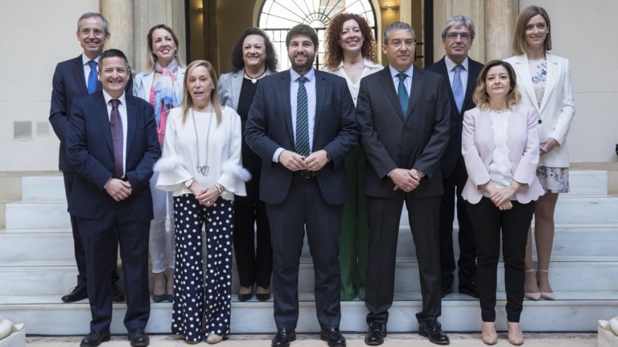 El presidente regional junto a los secretarios generales