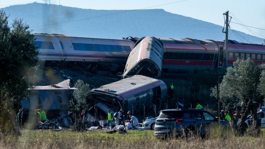 El accidente ferroviario de Urda deja 68 muertos, Decretados tres días de luto oficial