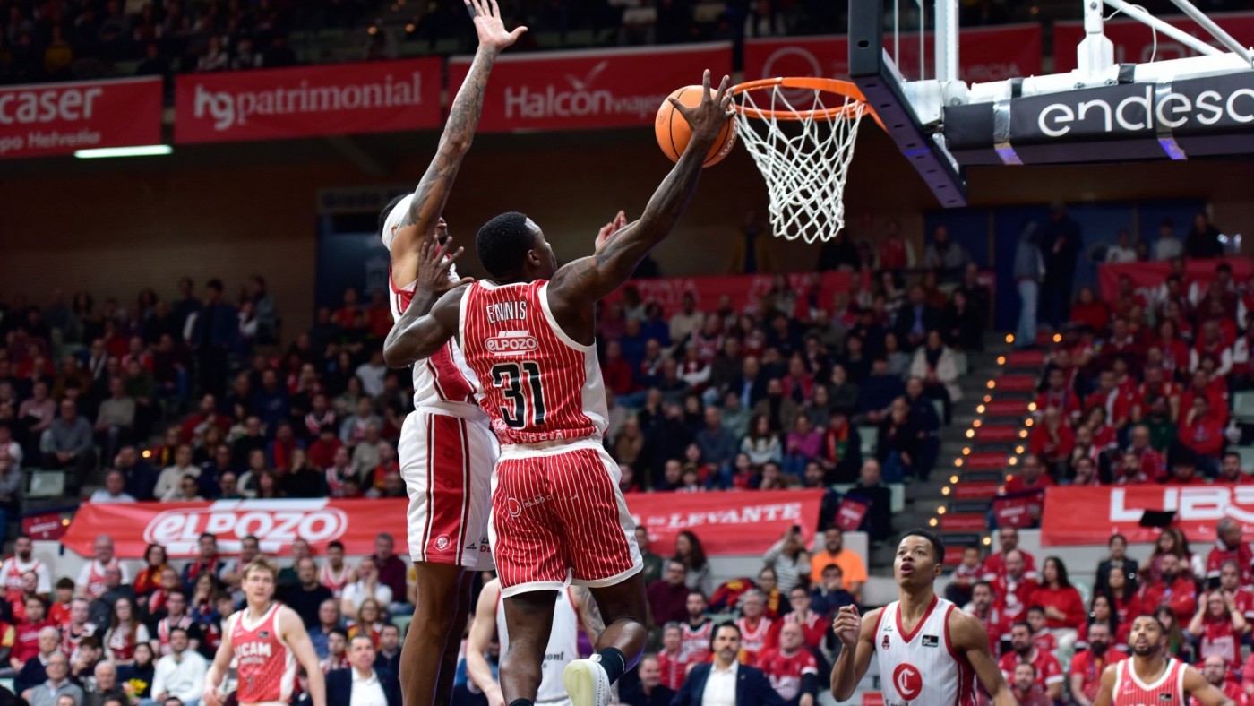 El UCAM Murcia supera a Zaragoza (90-84)