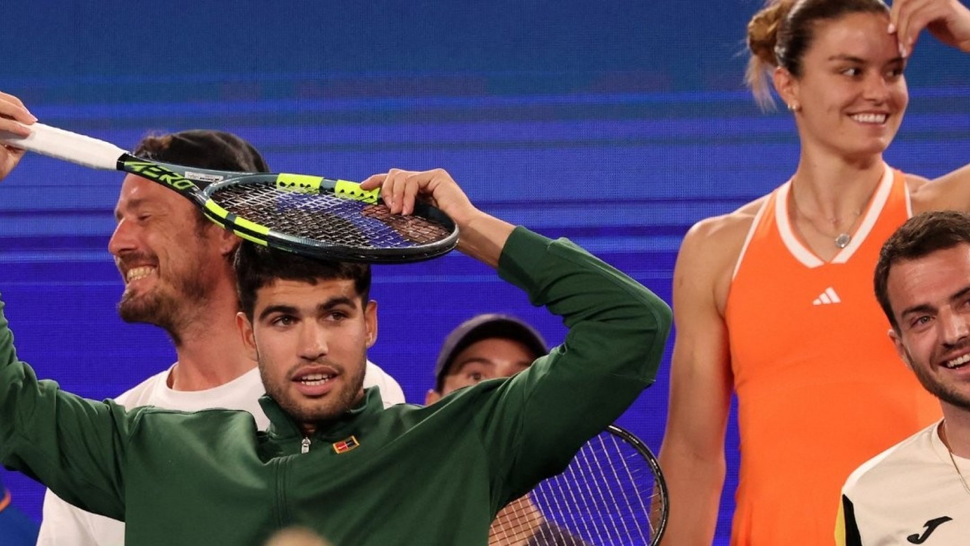 Alcaraz se divierte antes del asalto al Australian Open