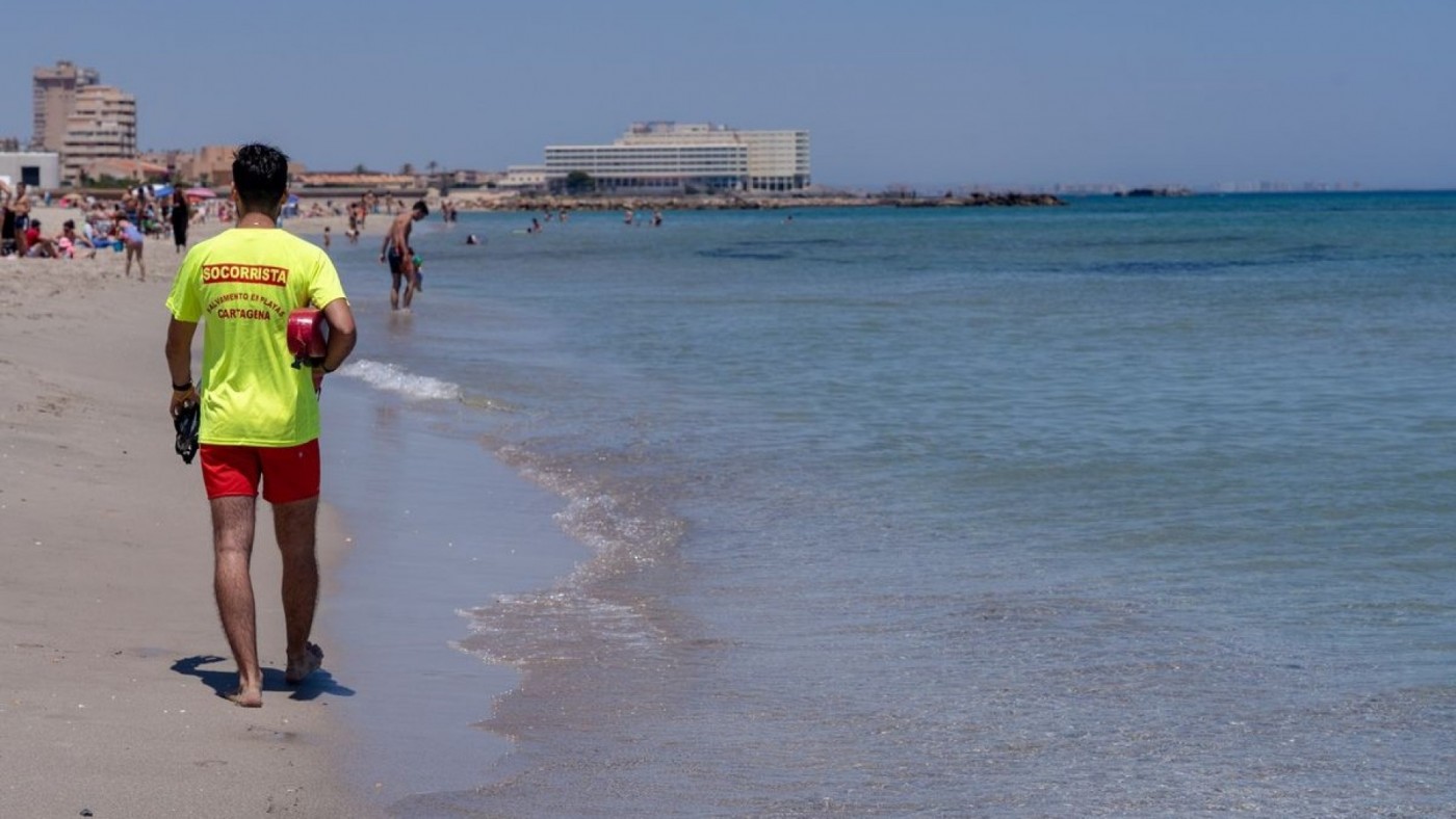 Socorristas de Los Nietos salvan con la maniobra de Heimlich a una mujer al atragantarse mientras comía