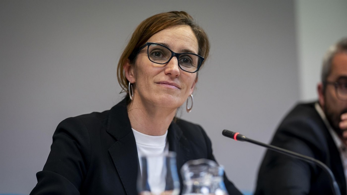 Sanidad quiere que se pueda autojustificar la baja por enfermedad leve los 3 primeros días