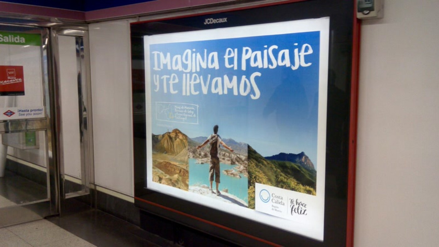 La Región se promociona a través de carteles publicitarios en el metro de Madrid con motivo de la Feria de Turismo