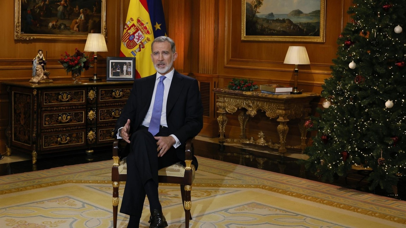 El Rey advierte de que fuera de la Constitución "no hay democracia ni convivencia" 
