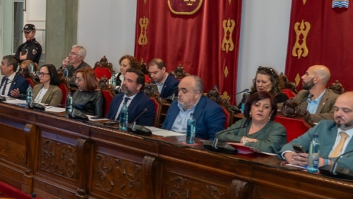 La falta de acuerdo entre los concejales de la oposición dificulta una moción de censura en Cartagena tras la tensión propiciada por Vox 