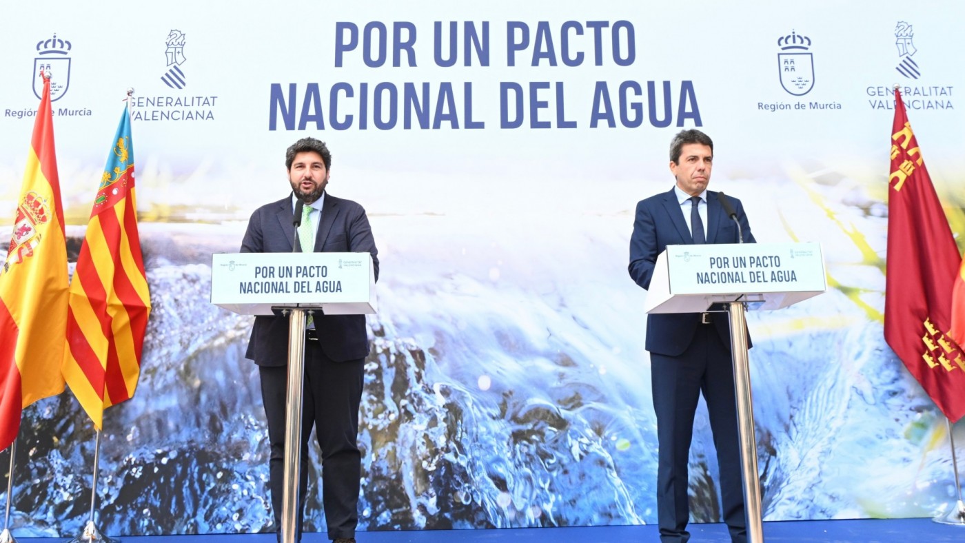 López Miras y Mazón firman un manifiesto conjunto para reivindicar un Pacto Nacional del Agua