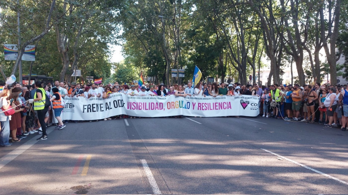 Cientos de miles de personas en el 'Orgullo' de Madrid