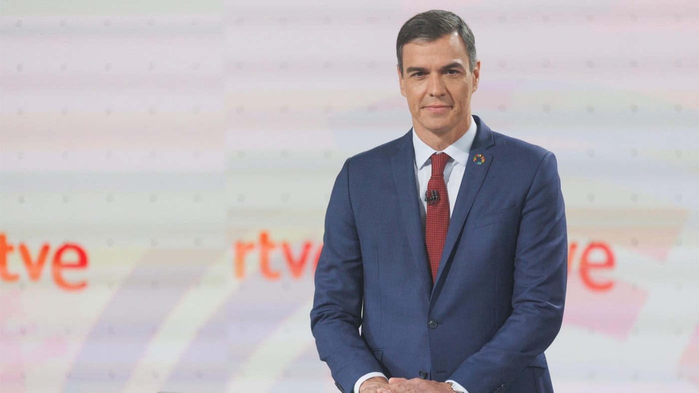 Sánchez pide el voto para consolidar sus reformas y que pierda el machismo, el odio y la censura