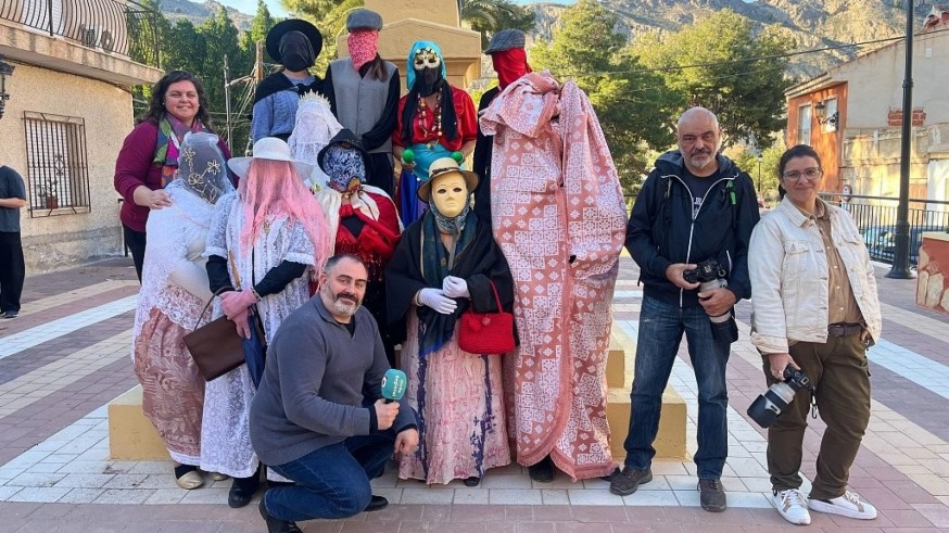 Paisajes y paisanajes. Máscaras de carnaval de Villanueva del Río Segura