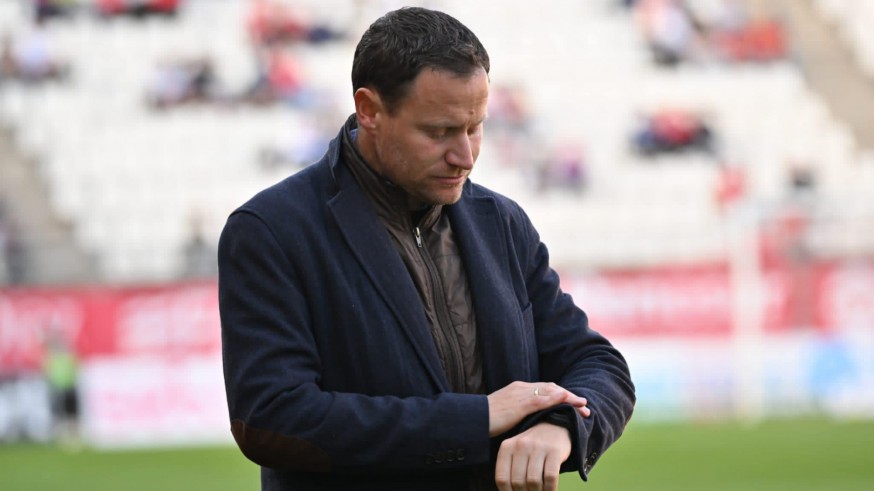 Mario Simón y el Real Murcia, en sintonía