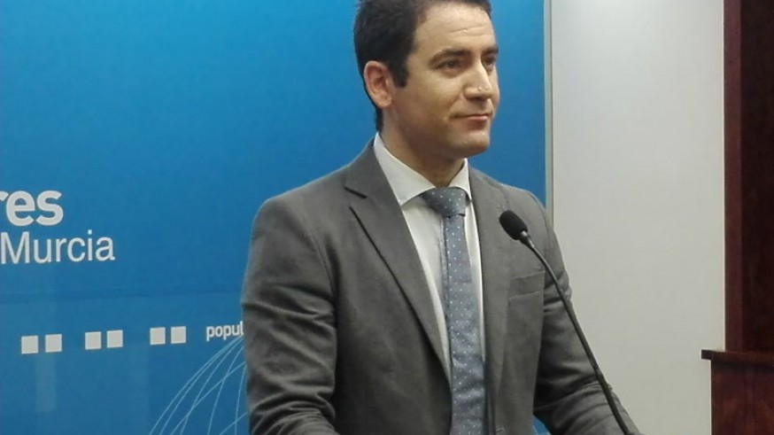Teodoro García en rueda de prensa