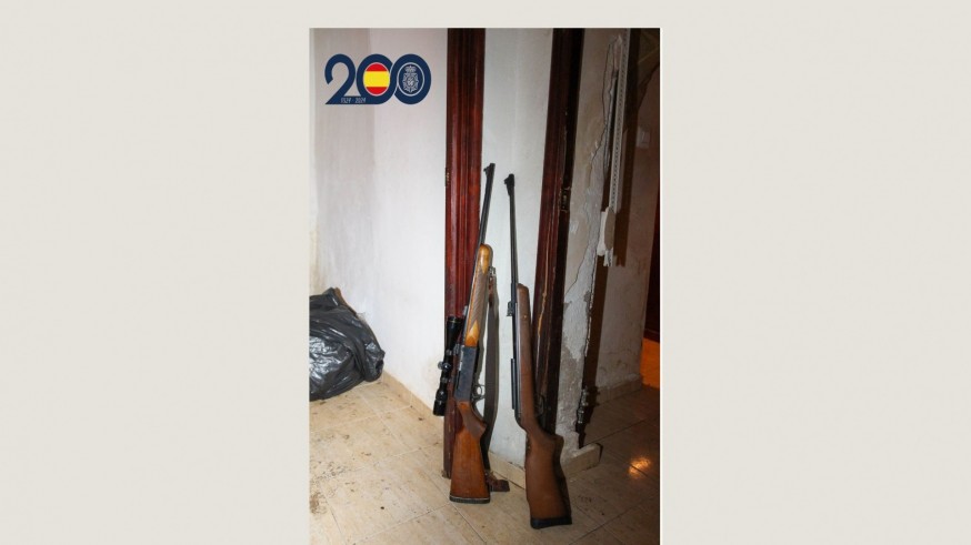 Detenida una pareja en Alhama de Murcia por detención ilegal, drogas y armas