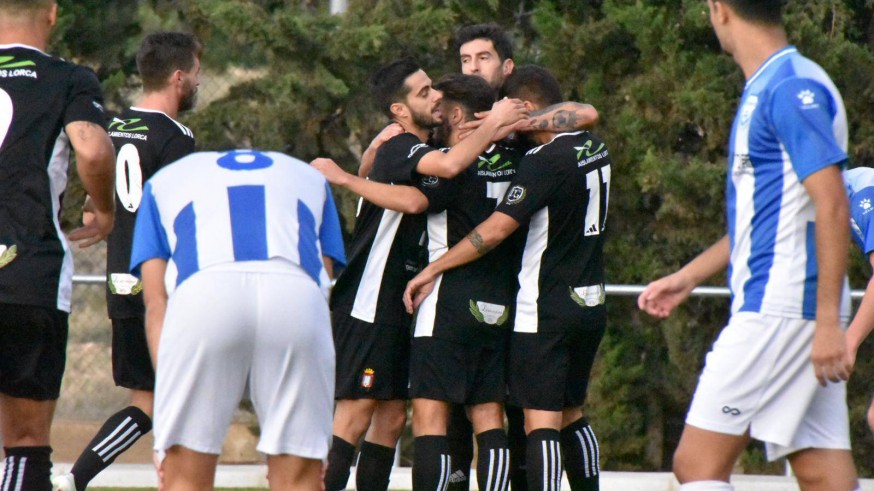 El Lorca Deportiva vence 0-1 al Estudiantes