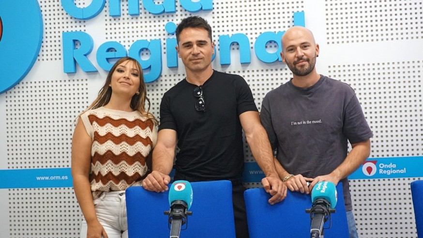 Victorias musicales. Conocemos al grupo cartagenero Segaz con Mónica Gambín (bajo), Ignacio Segado (voz) y Alex Martínez (batería)
