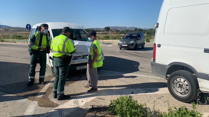 Heridos ocho trabajadores del campo tras chocar los vehículos en los que viajaban en Cieza