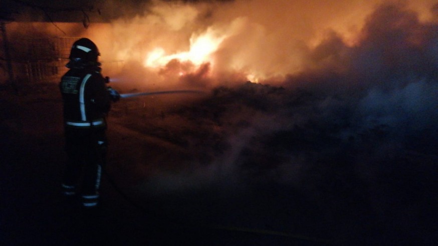 Incendio en una nave de Alcantarilla