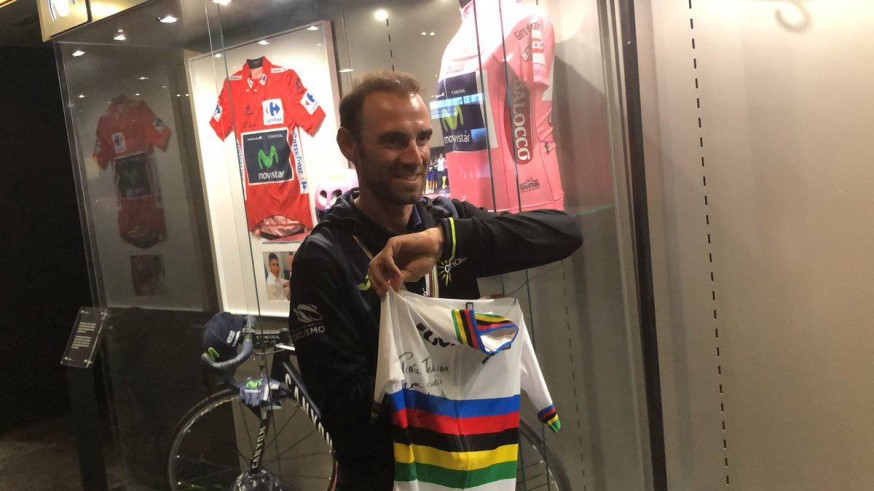 Alejandro Valverde con el maillot arcoíris