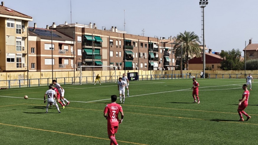 El Cieza se lleva los tres puntos y sale líder de El Palmar (2-3)