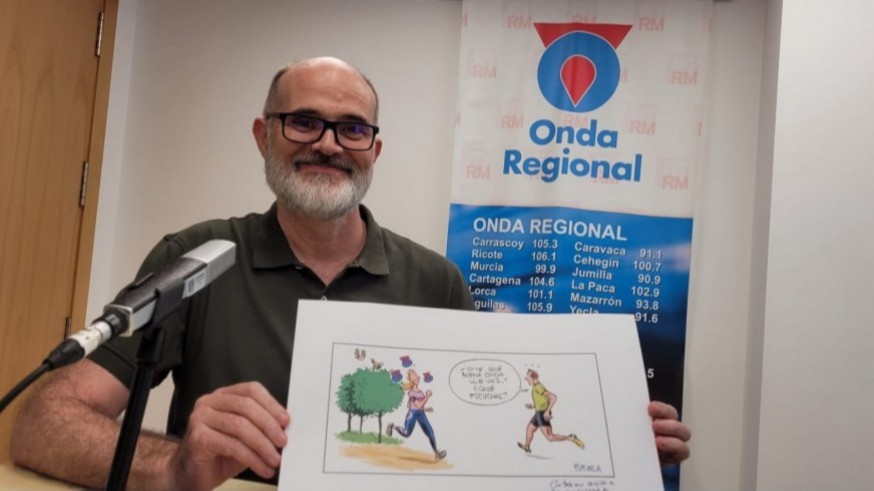 El dibujante José Manuel Puebla decorará la lona que cubre el andamio de la Catedral de Murcia 