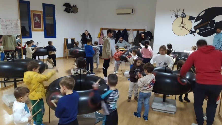 Mula. Nuevo curso en la Escuela del Tambor