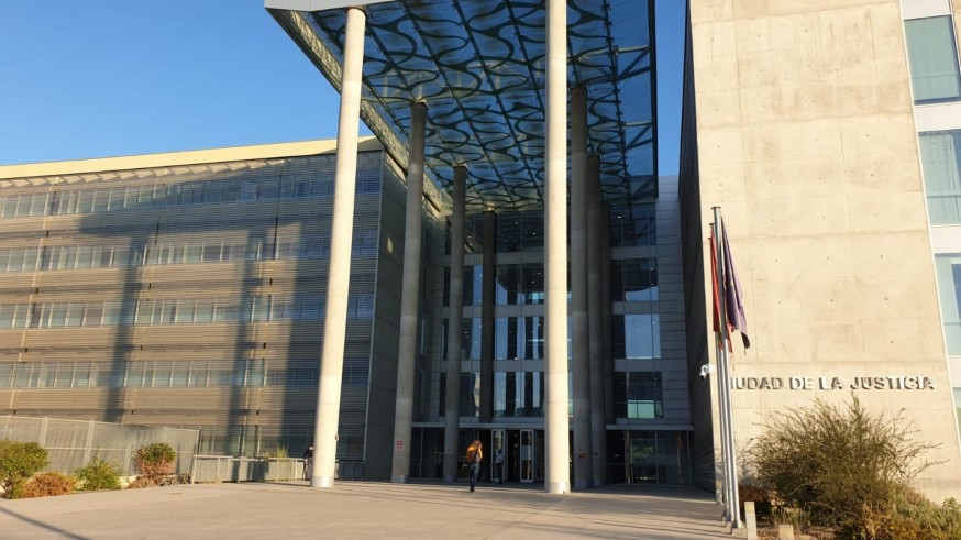 Jueces y fiscales convocan un paro de diez minutos contra la reforma del acceso a la carrera judicial