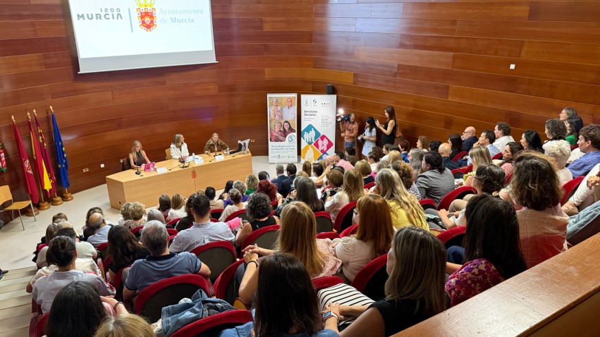 Murcia celebra los 30 años del Servicio Municipal de Teleasistencia