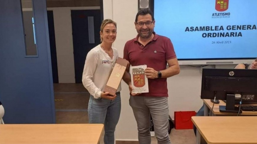 Antonio Cutillas: "Se que Mohamed Katir está entrenando para no perder la forma"