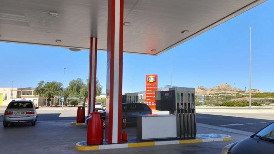 Las gasolineras reclaman al Gobierno Nacional que adelante el cobro de la bonificación del descuento de los 20 céntimos