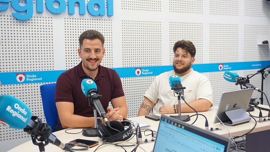 Mapa politológico. Con los politólogos Andrés Ballesteros y Ángel Tomás Cegarra hablamos de barómetros de intención de voto autonómico o corrupción