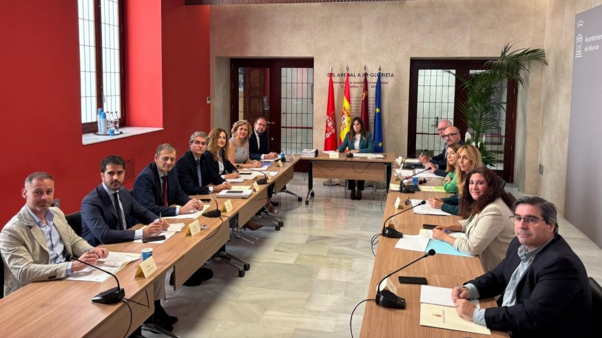 Murcia licita el nuevo modelo de transporte público