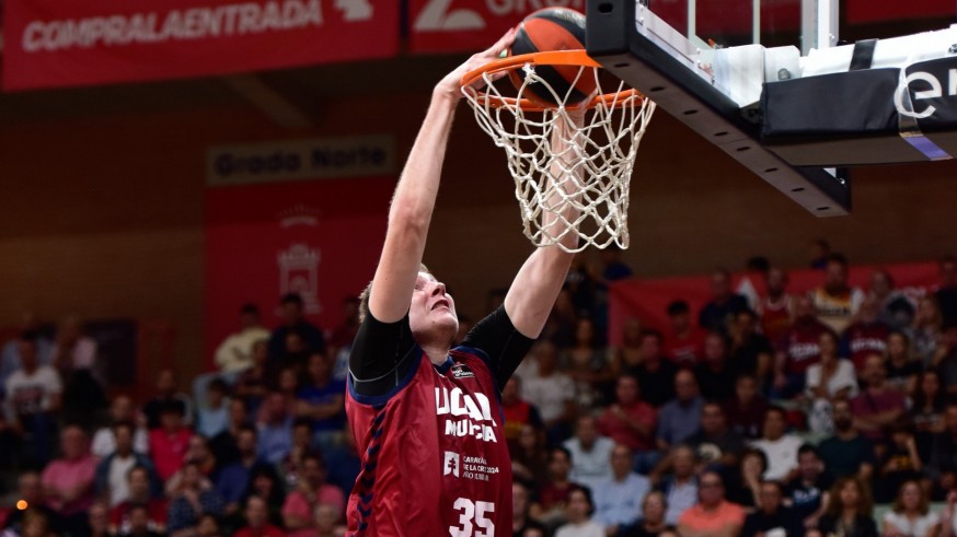 El UCAM Murcia arrolla al Gran Canaria 95-69