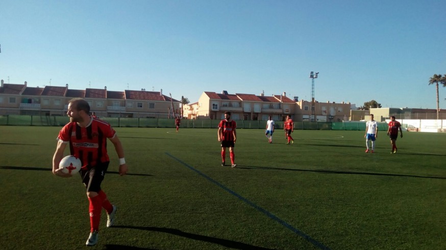 El Pulpileño gana por la mínima al Pinatar 1-0