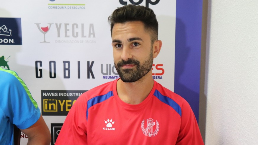 Javi Saura: "En Mérida volví a sentirme futbolista"