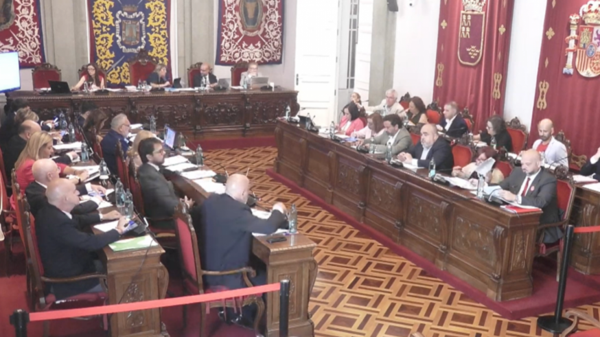El pleno de Cartagena aprueba investigar los contratos de Turismo durante el mandato de Beatriz Sánchez del Álamo