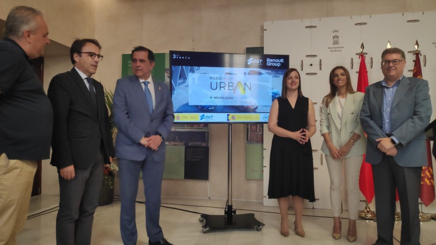 Murcia acoge el Programa URBAN, una exposición pionera sobre la e-Movilidad que recorre toda España