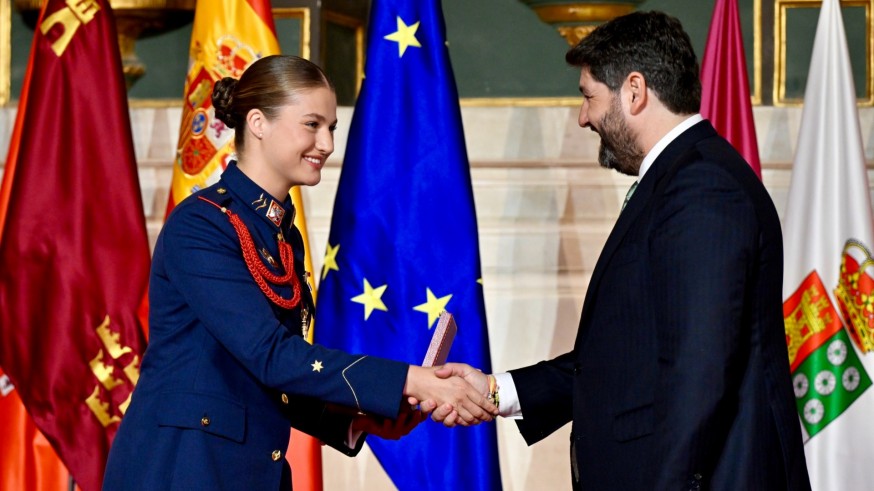Leonor se despide de Murcia con la Medalla de Oro de la Región y un emotivo homenaje a su etapa militar