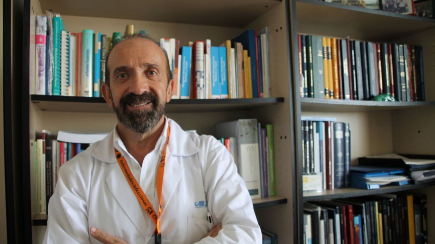 Doctor Santiago Moreno. Hospital Ramón y Cajal. Foto: Telemadrid