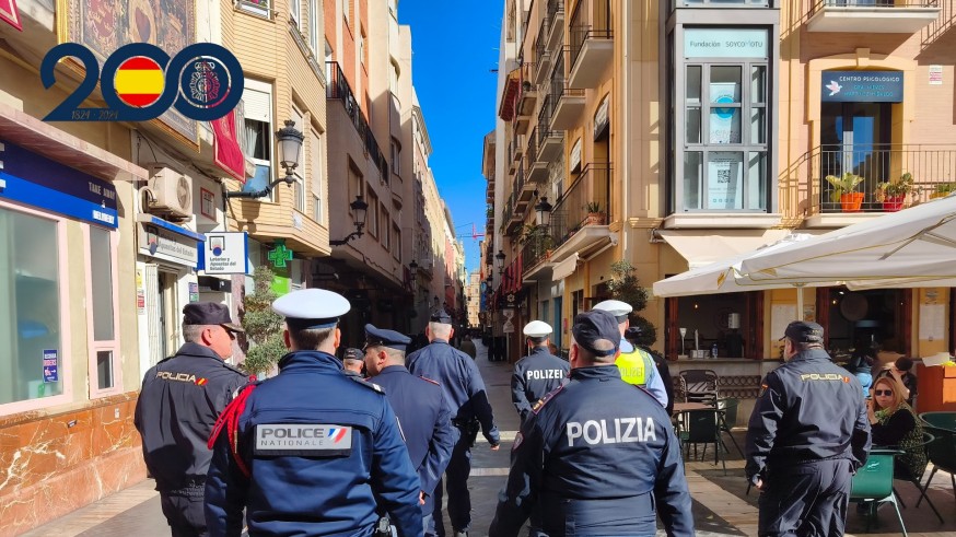 Seis agentes europeos refuerzan la seguridad en Murcia y Lorca