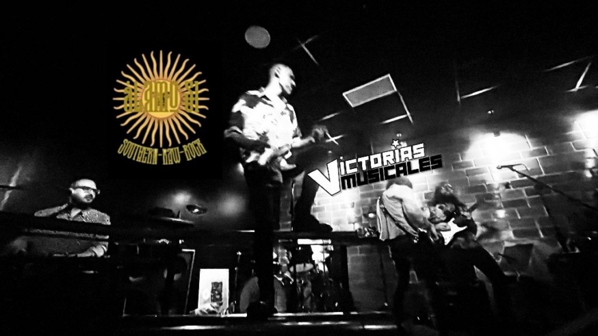 En Victorias Musicales conocemos al grupo de rock Álamo 51 con su bajista, Ángel 'Sueco', y nuestro compañero Víctor Manuel Moreno