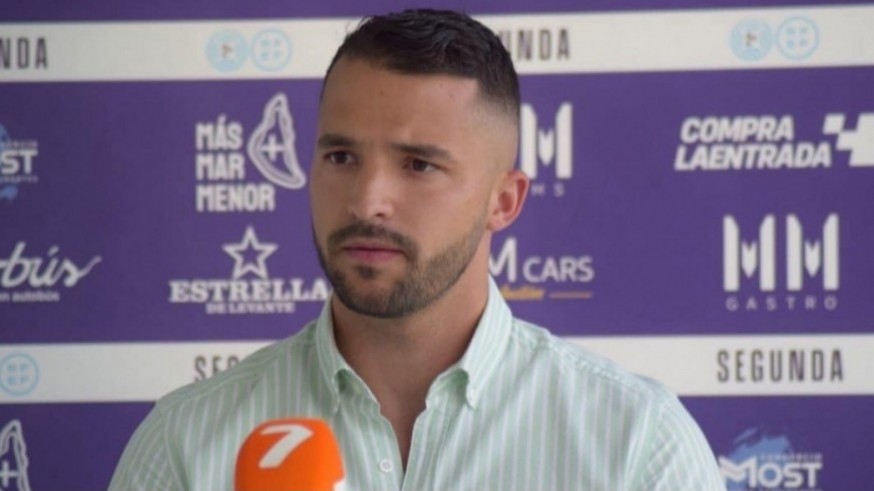 Omar Nicolas: "Si no ganamos el partido al Cartagena B, no merecemos salvar la categoría"