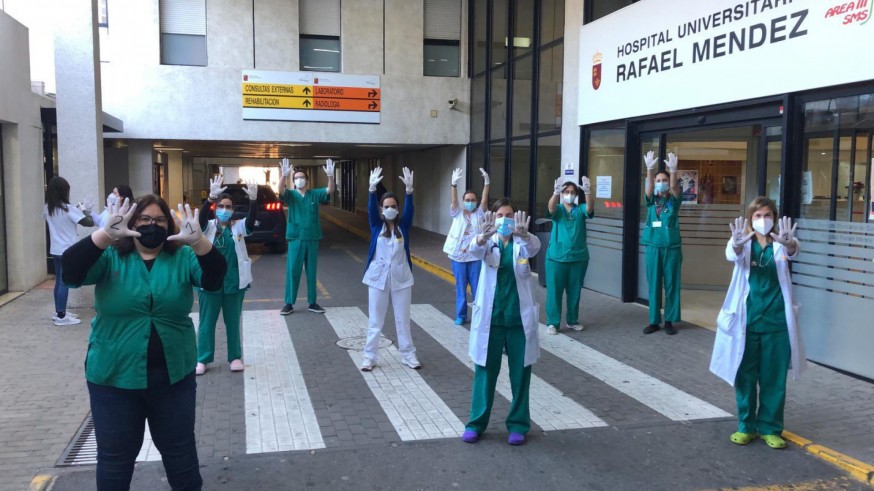 Protesta de los sanitarios en el Rafael Méndez de Lorca