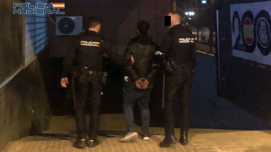 La Policía detiene a un hombre cuando pretendía robar en el el colegio Maristas de Murcia