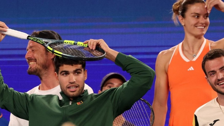 Alcaraz se divierte antes del asalto al Australian Open