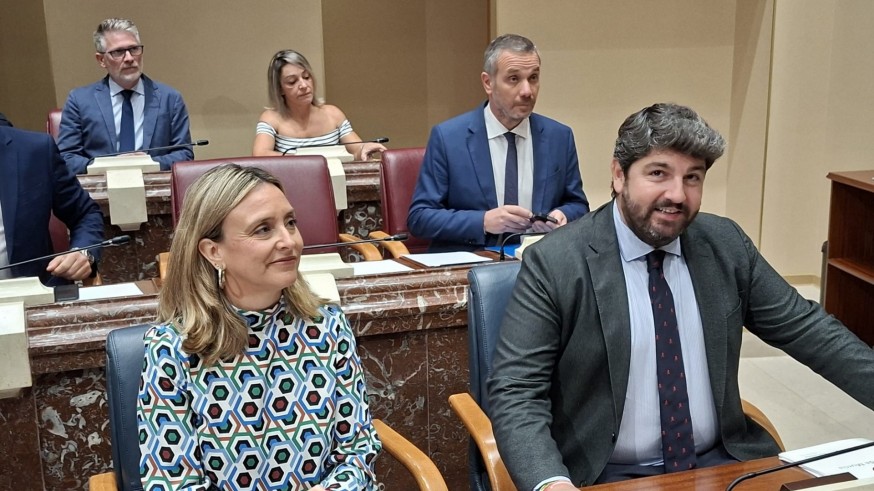 La Asamblea Regional mantiene la Ley de simplificación administrativa de la Región de Murcia