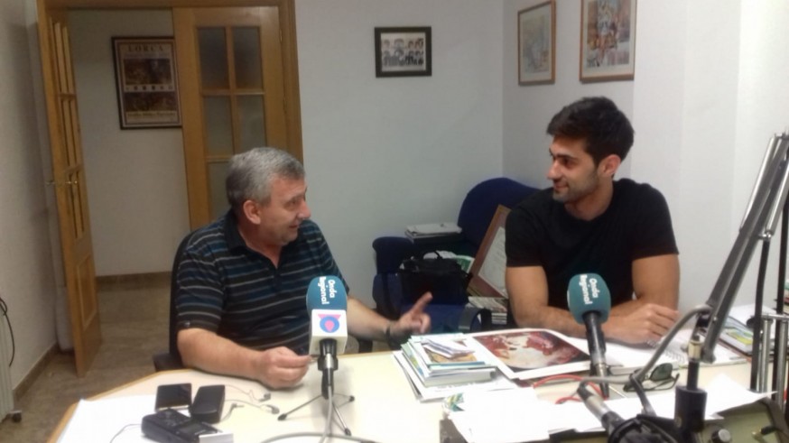 Gustavo Yepes y Nicolás González en los estudios de Onda Regional en Lorca